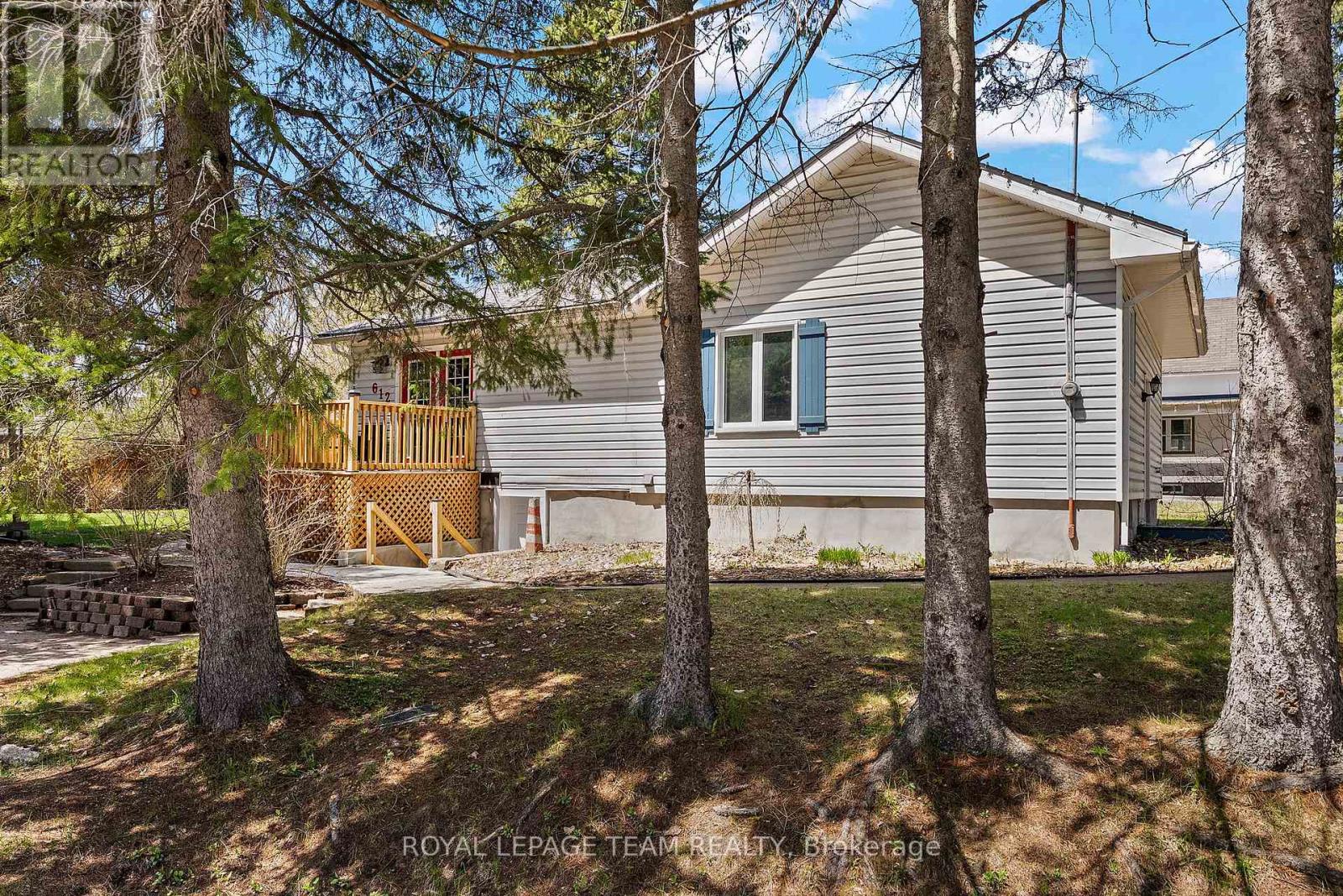 612 Karen Street, Laurentian Valley, Ontario  K8A 4Y9 - Photo 33 - X13154182