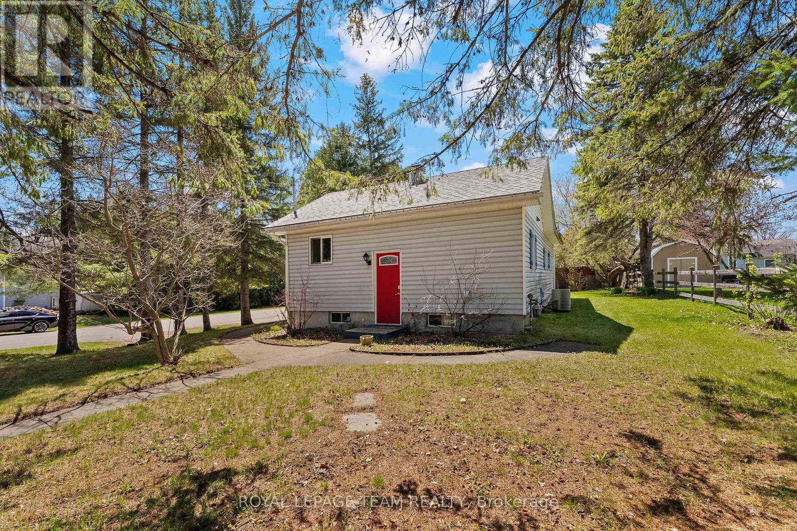 612 Karen Street, Laurentian Valley, Ontario  K8A 4Y9 - Photo 32 - X13154182