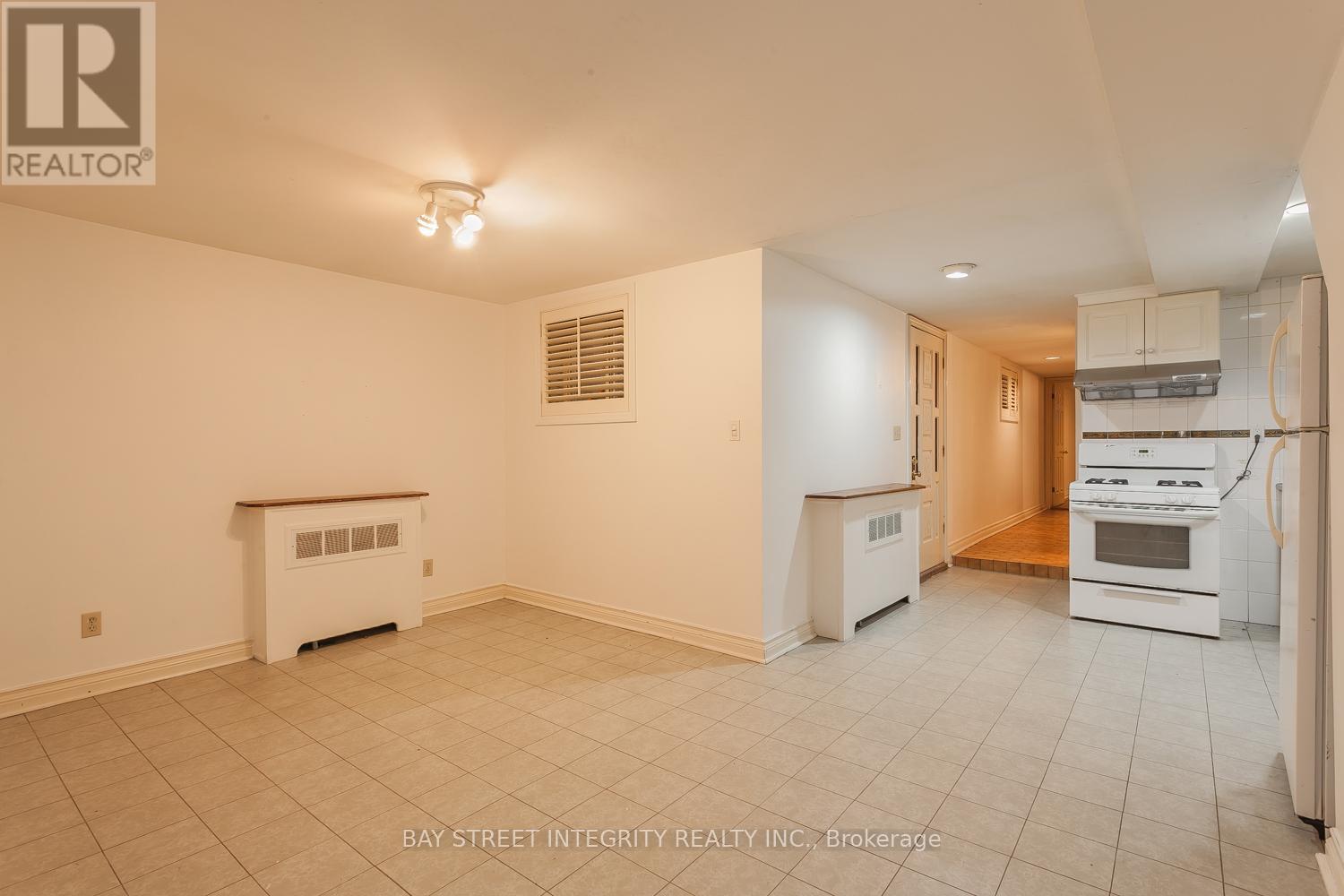 B - 261 Markham Street, Toronto, Ontario  M6J 2G7 - Photo 3 - C13167432