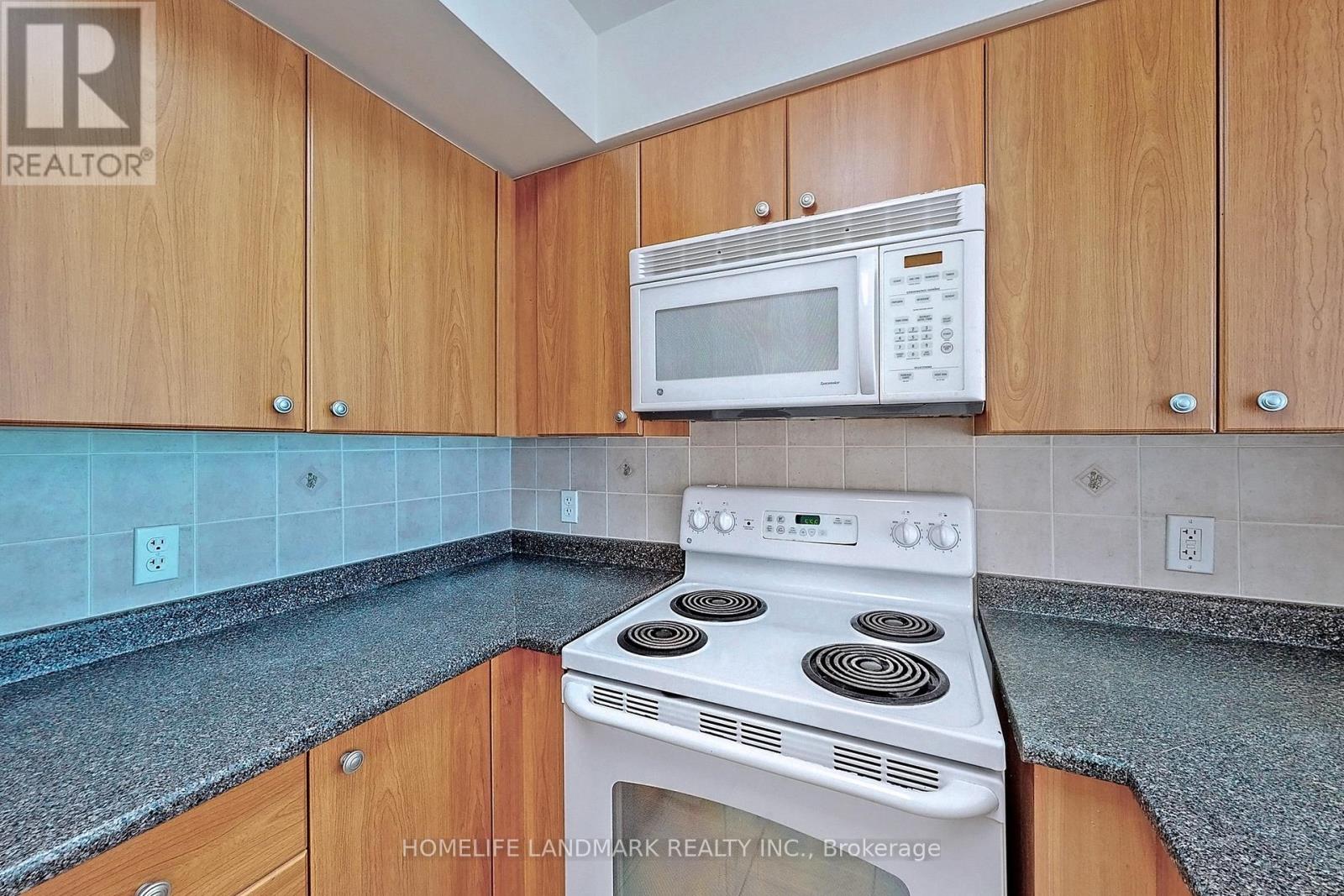 901 - 30 Grand Trunk Crescent, Toronto, Ontario  M5J 3A4 - Photo 15 - C13167460
