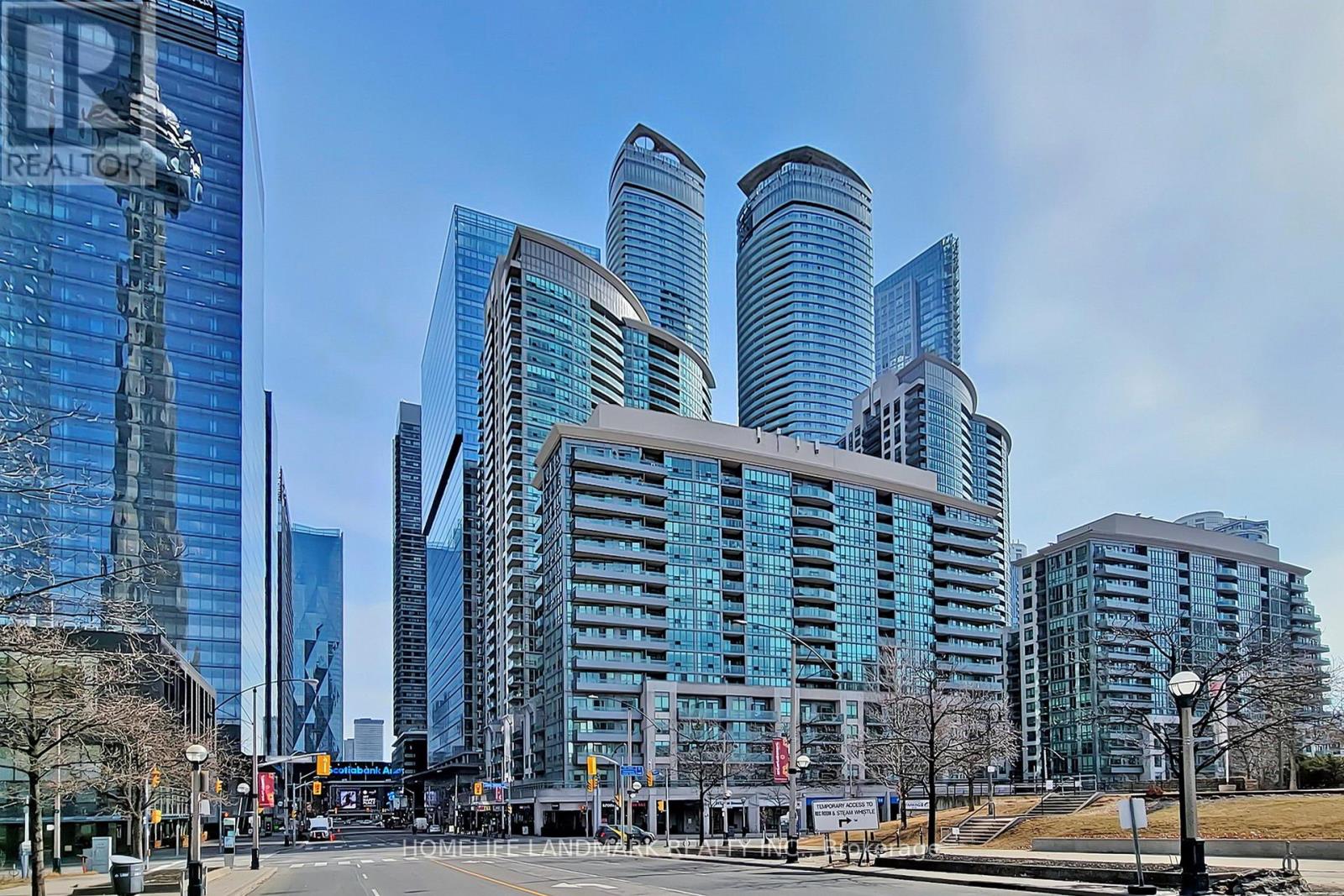 901 - 30 Grand Trunk Crescent, Toronto, Ontario  M5J 3A4 - Photo 3 - C13167460