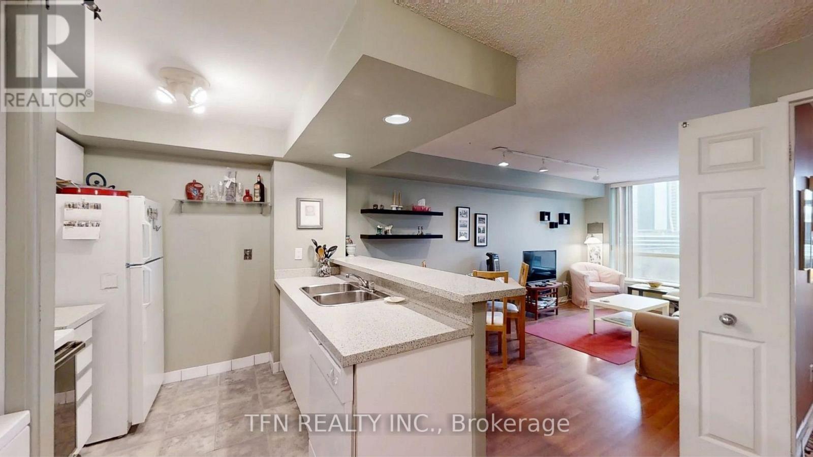 712 - 801 King Street W, Toronto, Ontario  M5V 3C9 - Photo 3 - C13160956