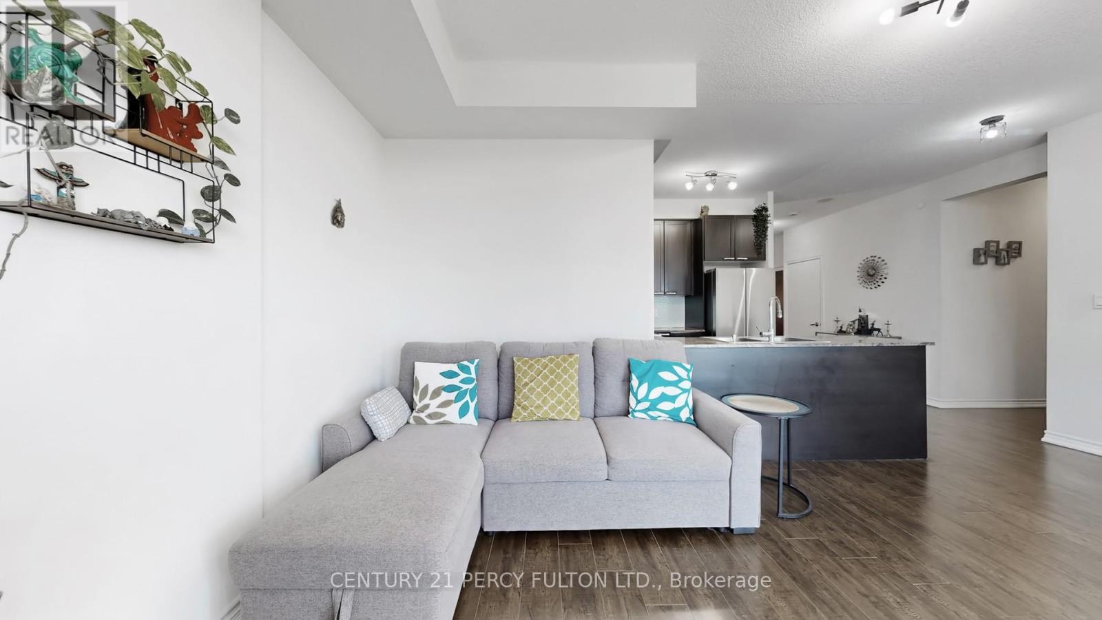 802 - 1328 Birchmount Road, Toronto, Ontario  M1R 0B6 - Photo 11 - E13167430
