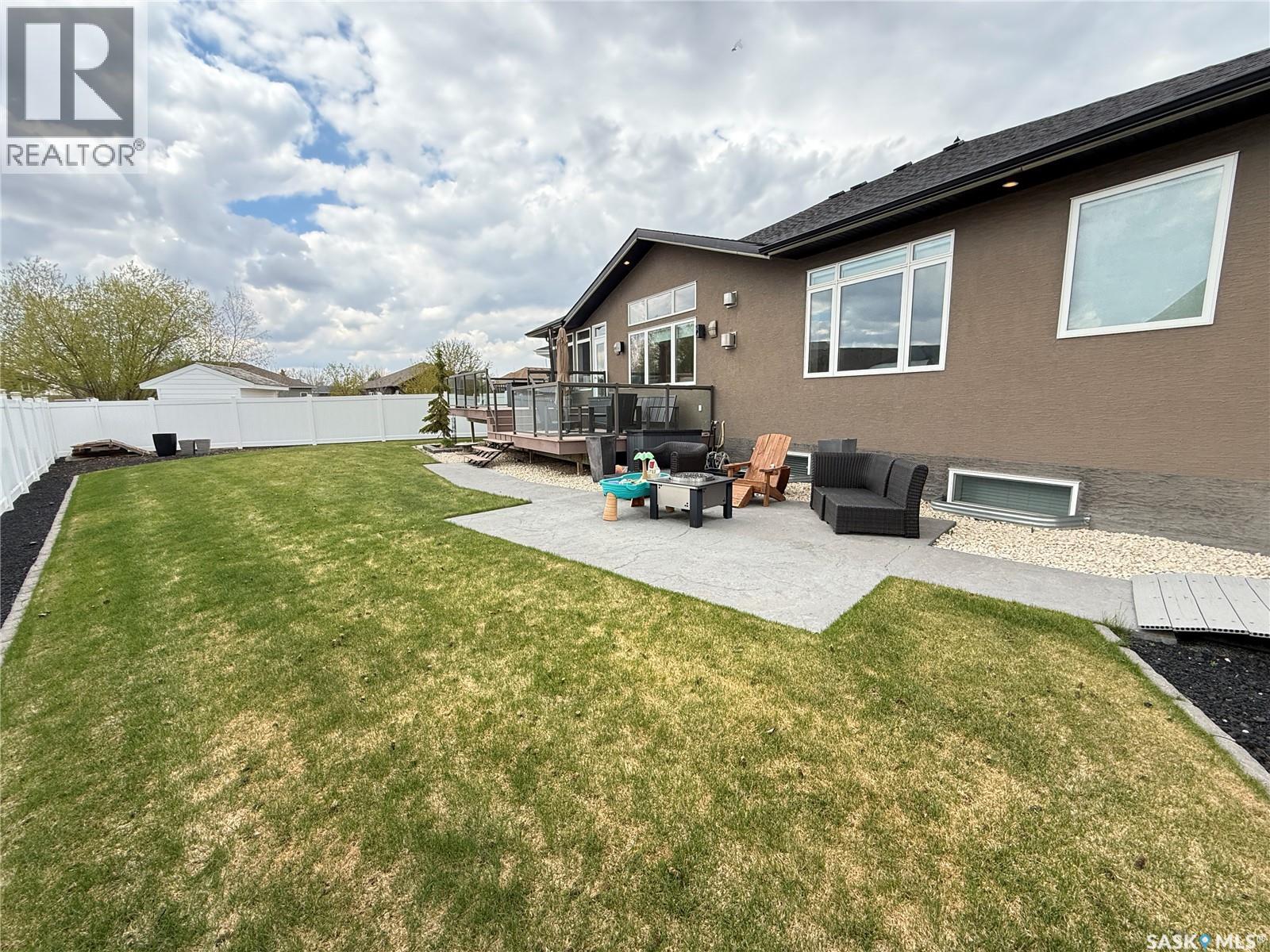 1832 Gordon Miles Place, Weyburn, Saskatchewan  S4H 0B9 - Photo 22 - SK036960