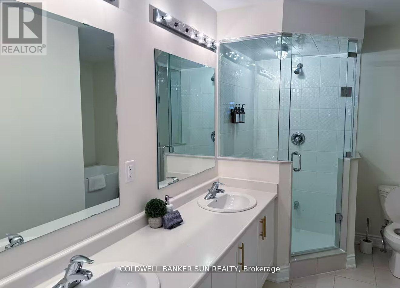 7 Marvin Avenue, Oakville, Ontario  L6H 7C5 - Photo 10 - W13167428