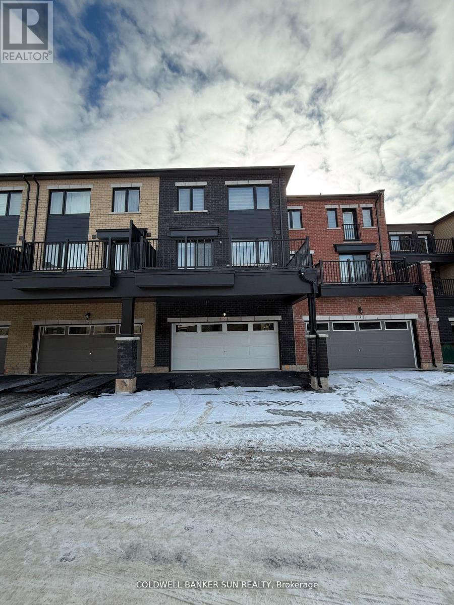 7 Marvin Avenue, Oakville, Ontario  L6H 7C5 - Photo 7 - W13167428