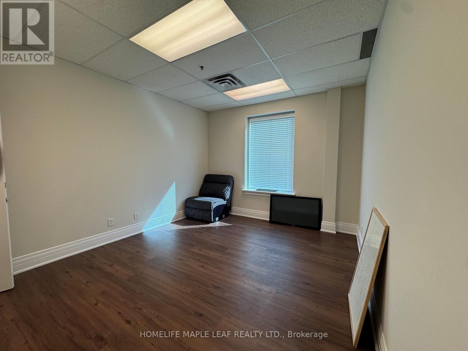 202 - 7175 Tomken Road, Mississauga, Ontario L5S 1P3 - Photo 8 - W13167454