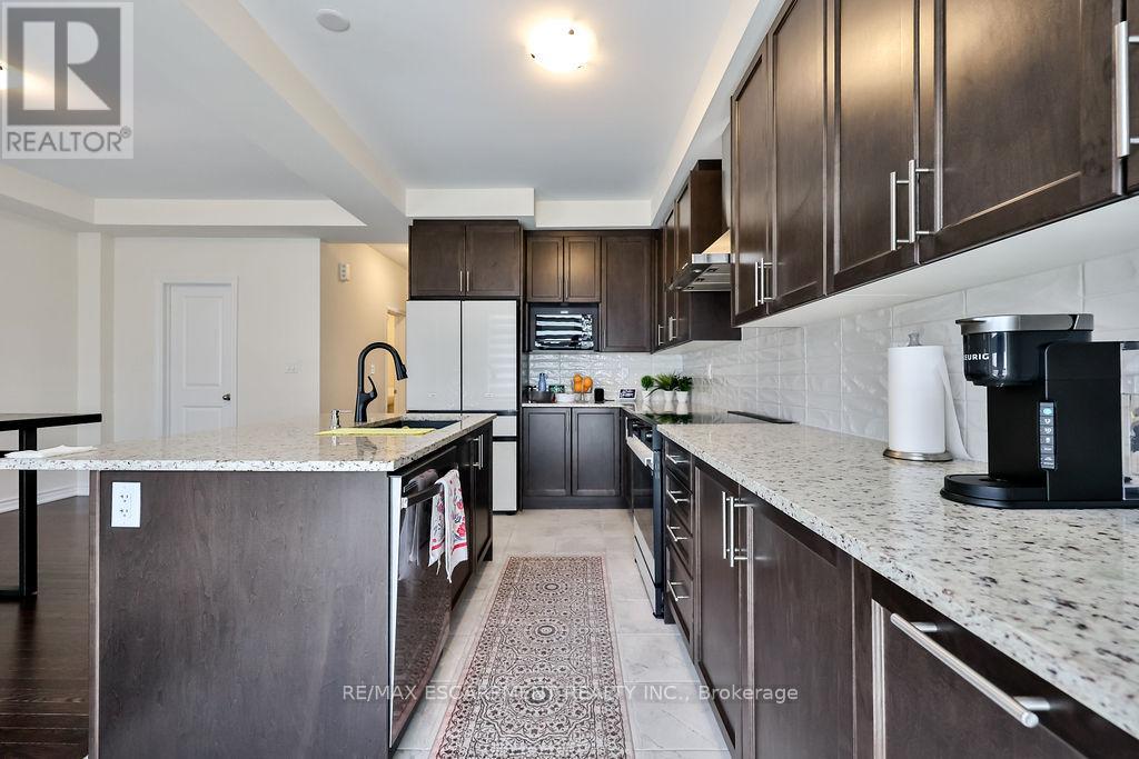 52 Bonnington Drive, Brampton, Ontario  L7A 5M1 - Photo 15 - W13167466