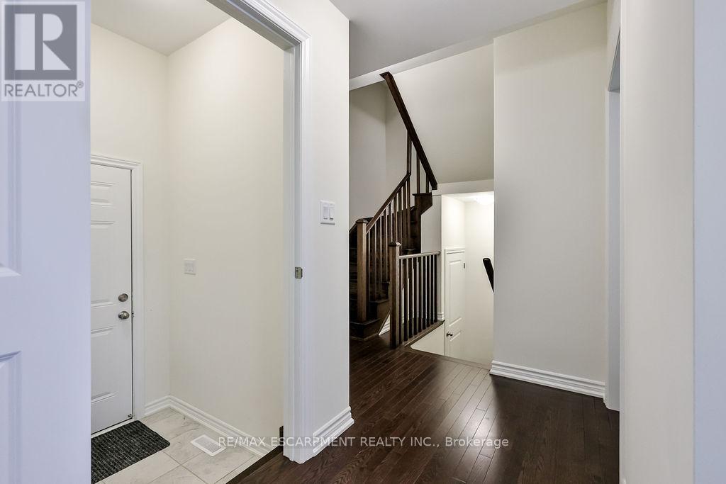 52 Bonnington Drive, Brampton, Ontario  L7A 5M1 - Photo 6 - W13167466
