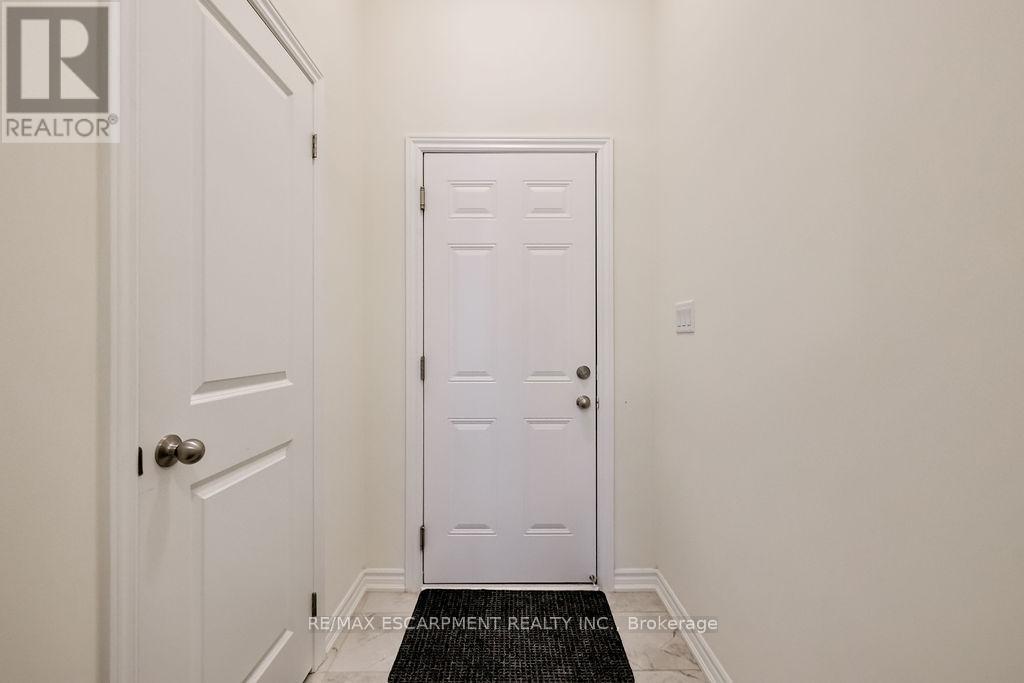 52 Bonnington Drive, Brampton, Ontario  L7A 5M1 - Photo 8 - W13167466