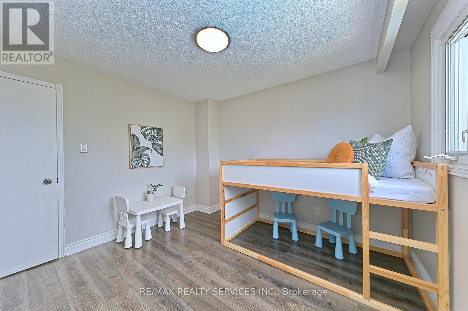 2545 Folkway Drive, Mississauga, Ontario  L5L 2J9 - Photo 27 - W13167414