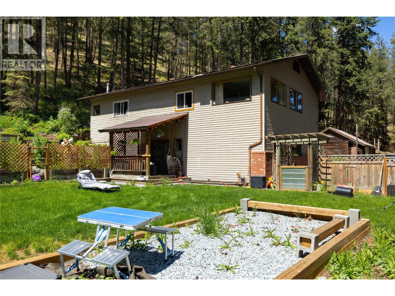 4644 97 Highway, Westwold, British Columbia V0E 3B1 - Photo 26 - 10388676