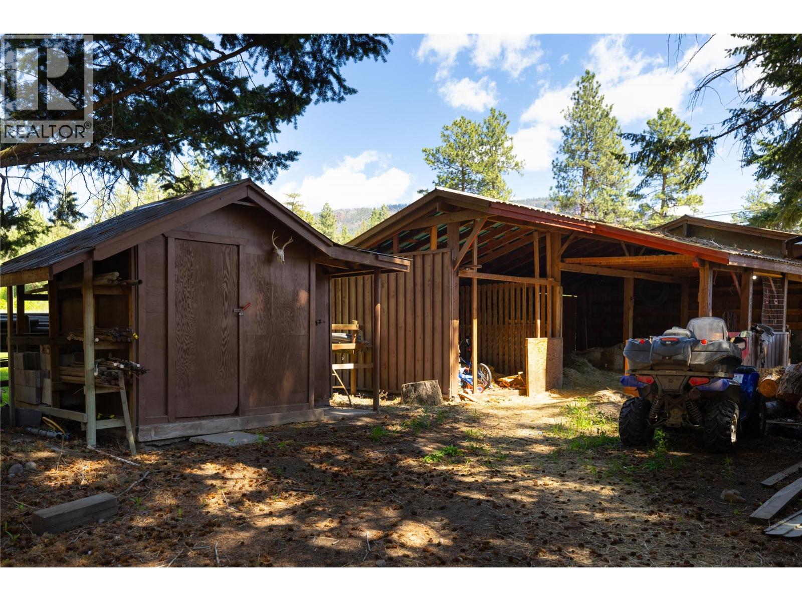 4644 97 Highway, Westwold, British Columbia V0E 3B1 - Photo 30 - 10388676