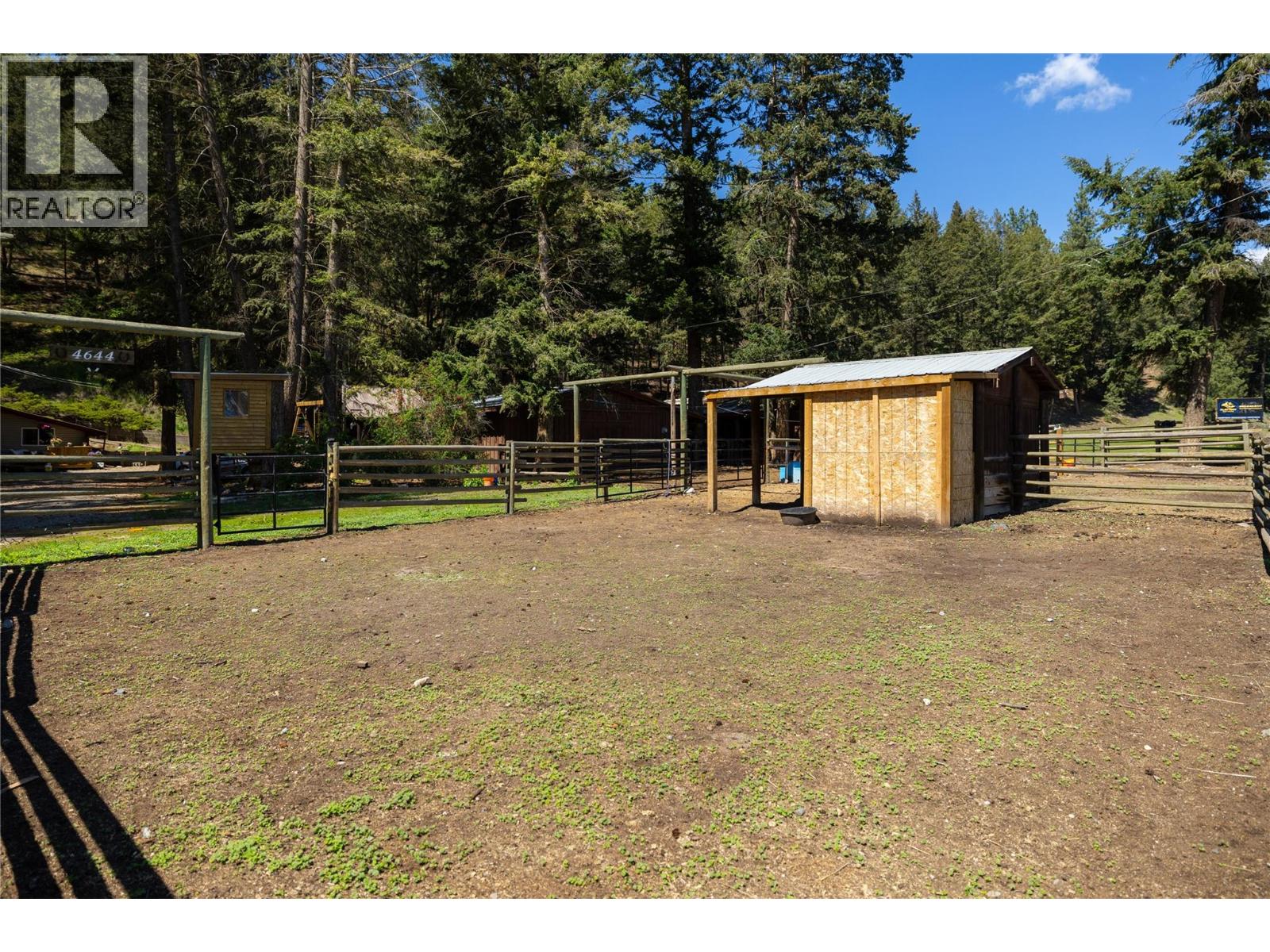 4644 97 Highway, Westwold, British Columbia V0E 3B1 - Photo 40 - 10388676