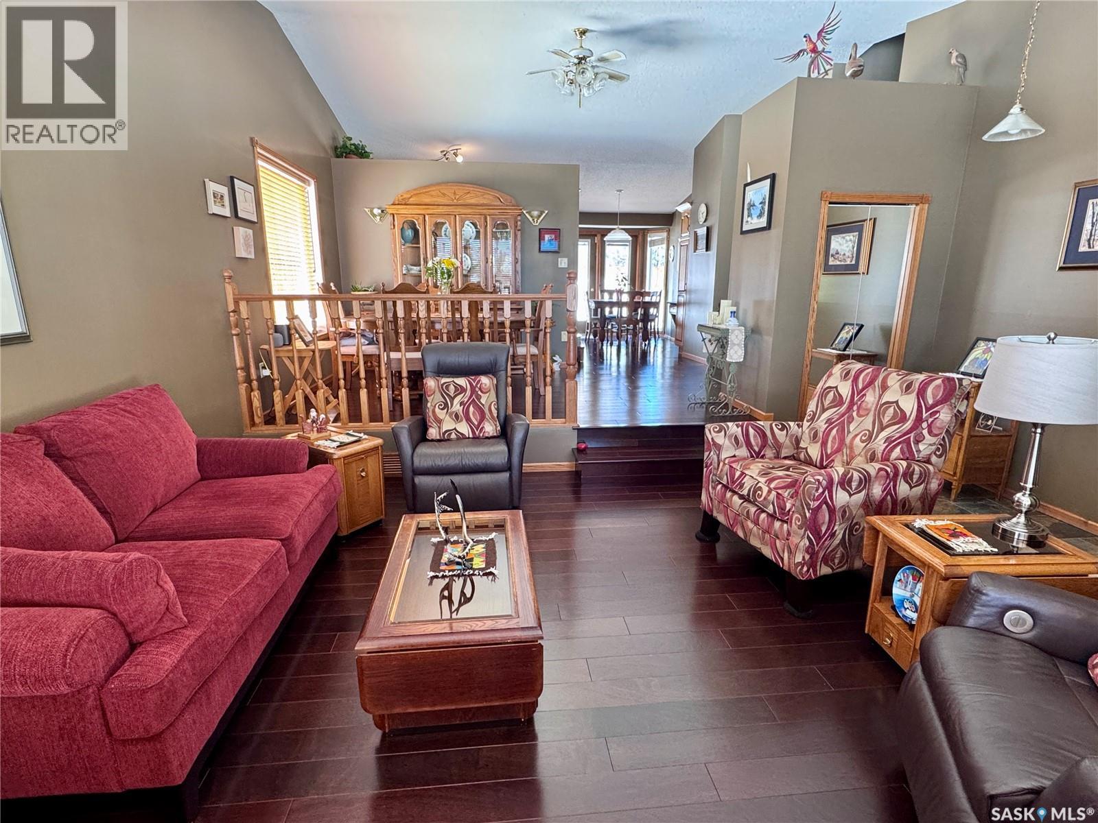 930 Sinotte Crescent, La Ronge, Saskatchewan  S0J 1L0 - Photo 3 - SK031676