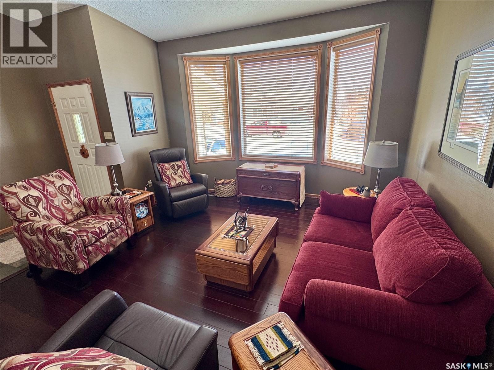 930 Sinotte Crescent, La Ronge, Saskatchewan  S0J 1L0 - Photo 4 - SK031676