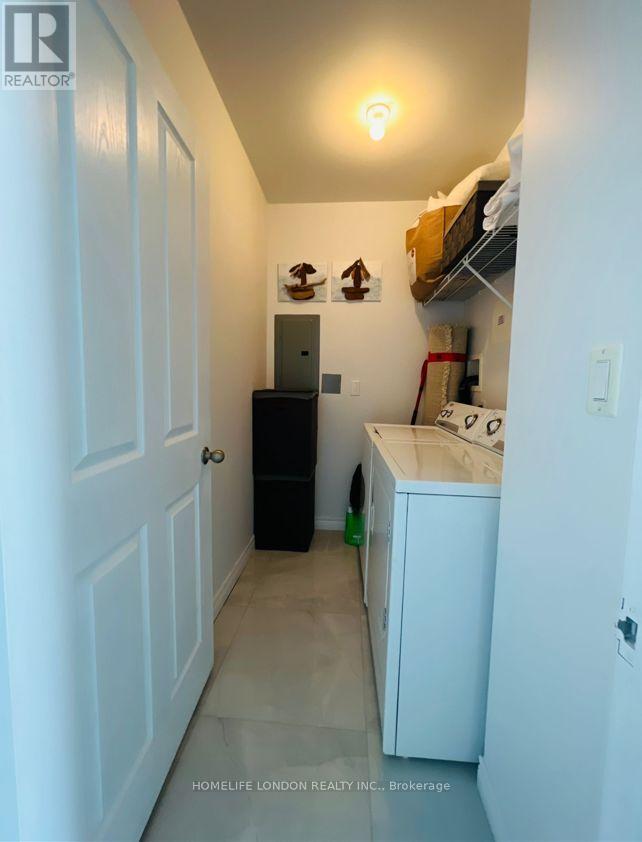 611 - 353 COMMISSIONERS ROAD W, London South, Ontario