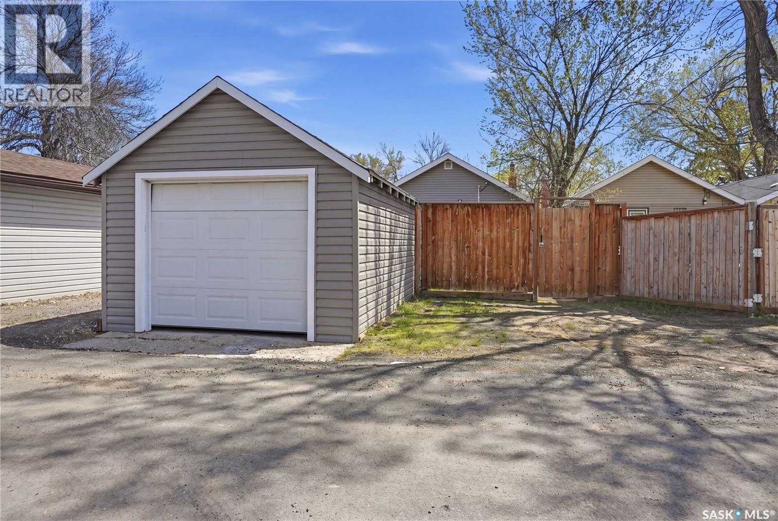 2324 Wallace Street, Regina, Saskatchewan  S4N 4A9 - Photo 40 - SK036702