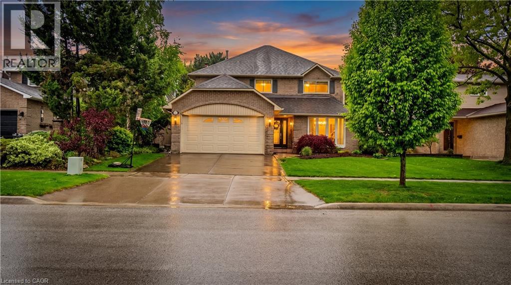 2393 ARNOLD Crescent, Burlington, Ontario