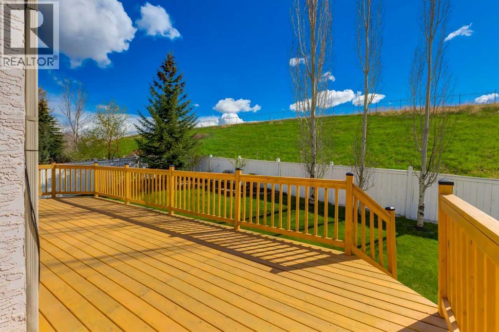 331 Sierra Madre Court Sw, Calgary, Alberta  T3H 3G7 - Photo 40 - A2313806