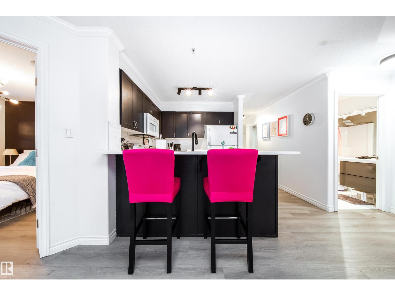 #303 9938 104 St Nw, Edmonton, Alberta  T5K 2X7 - Photo 6 - E4489736