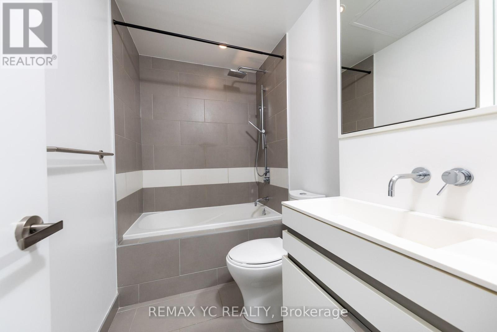 4404 - 197 Yonge Street, Toronto, Ontario  M5B 0C1 - Photo 11 - C13167524