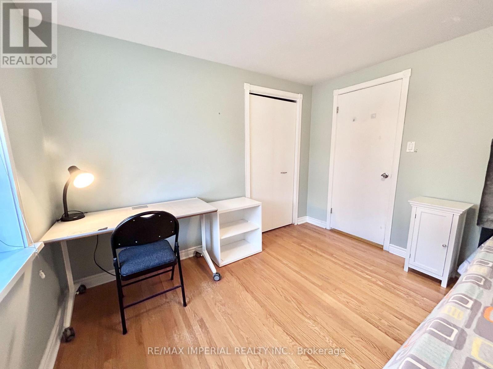 2 Rooms On 2nd Fl - 16 Gloxinia Crescent, Toronto, Ontario  M1W 2C4 - Photo 7 - E13167492