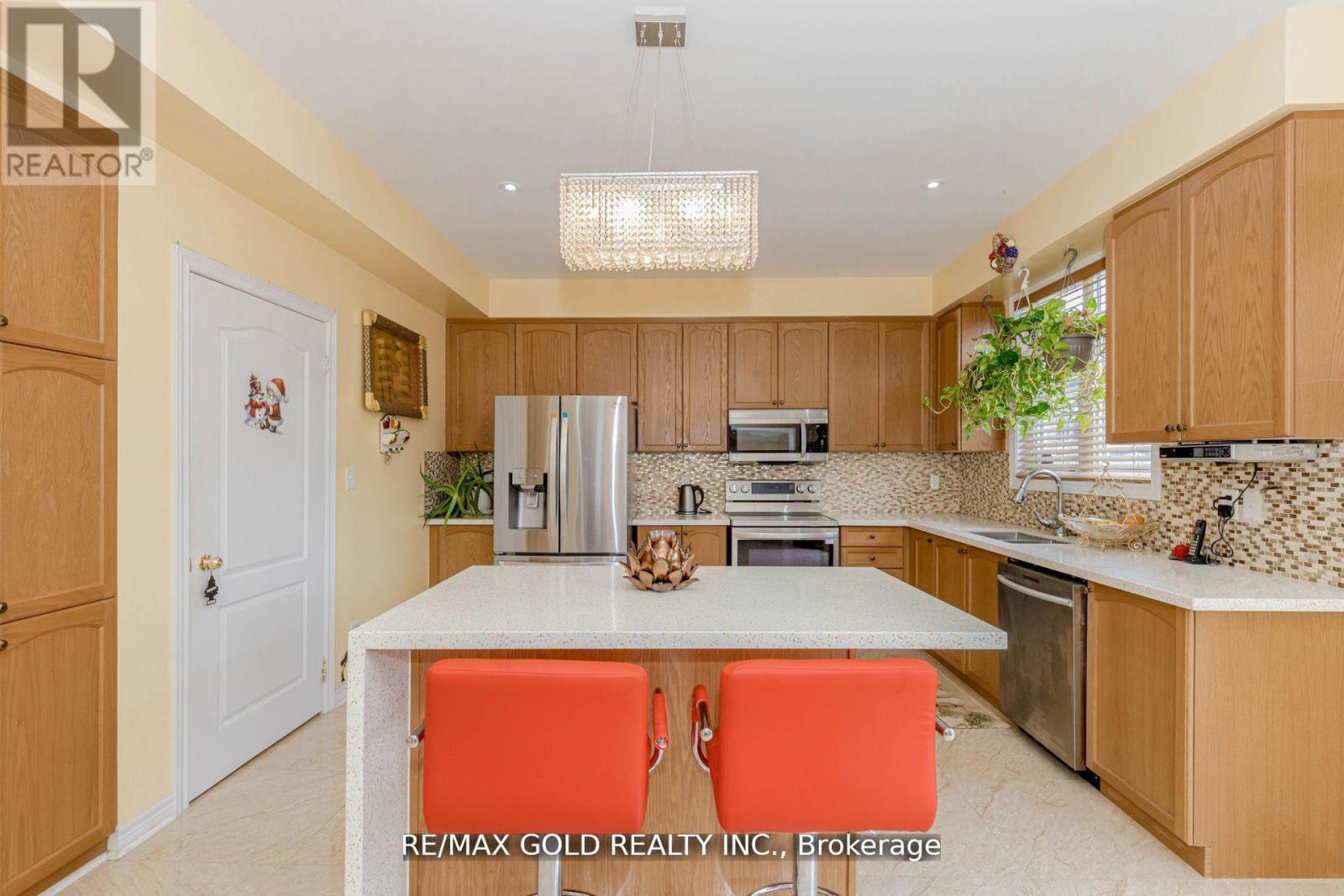 1554 Bruny Avenue, Pickering, Ontario  L0A 1G0 - Photo 15 - E13167500