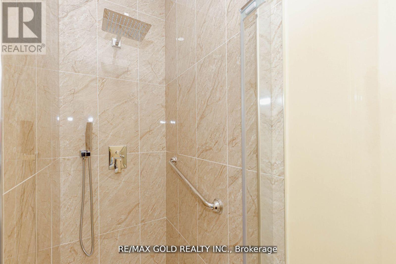 1554 Bruny Avenue, Pickering, Ontario  L0A 1G0 - Photo 19 - E13167500