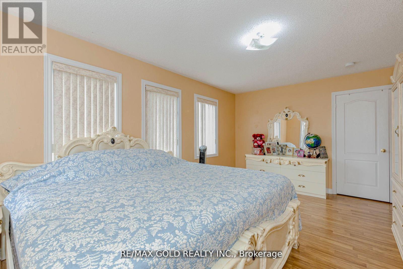 1554 Bruny Avenue, Pickering, Ontario  L0A 1G0 - Photo 31 - E13167500