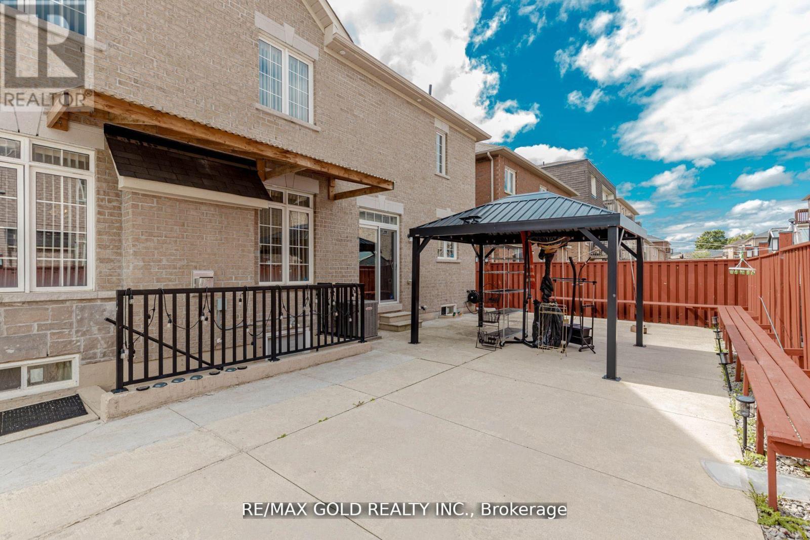 1554 Bruny Avenue, Pickering, Ontario  L0A 1G0 - Photo 44 - E13167500