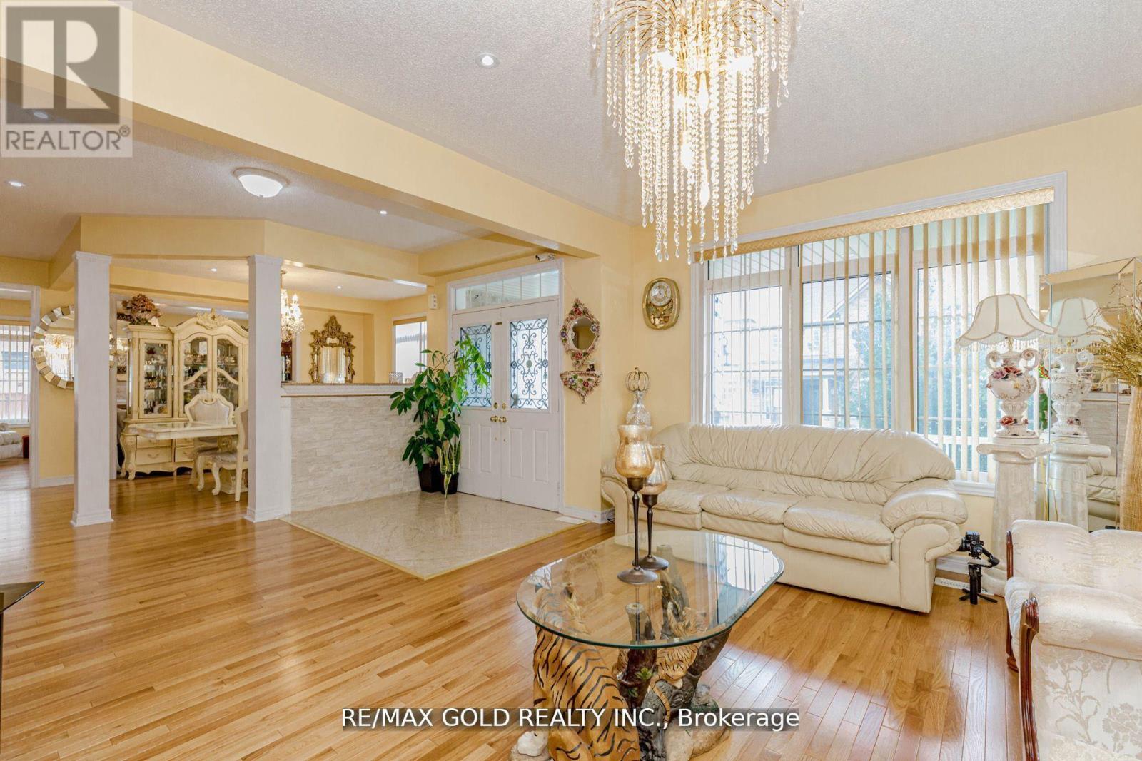 1554 Bruny Avenue, Pickering, Ontario  L0A 1G0 - Photo 8 - E13167500