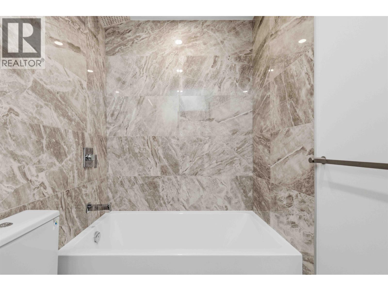 4237 Maywood Street, Burnaby, British Columbia  V5H 0L3 - Photo 18 - R3127125