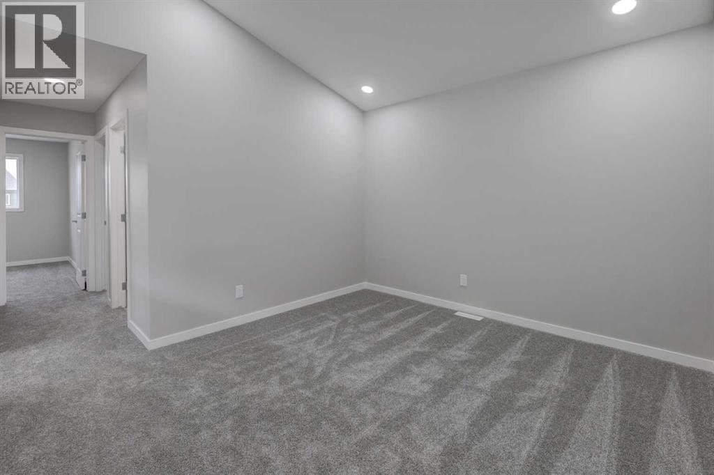 51 Lewisburg Manor Ne, Calgary, Alberta  T3P 2N7 - Photo 18 - A2310893