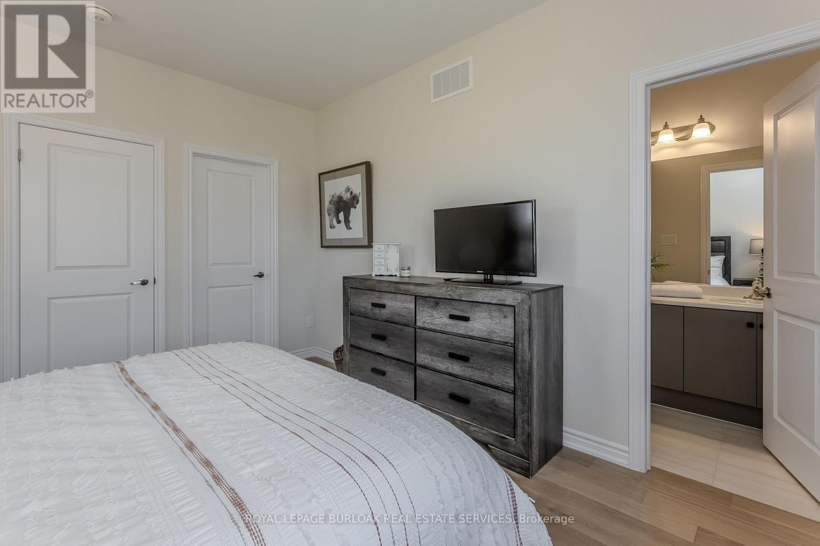 1401 Almonte Drive, Burlington, Ontario  L7P 0V8 - Photo 14 - W13167488