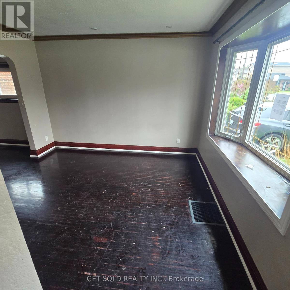 54 Sixteenth Street, Toronto, Ontario  M8V 3J8 - Photo 4 - W13167490