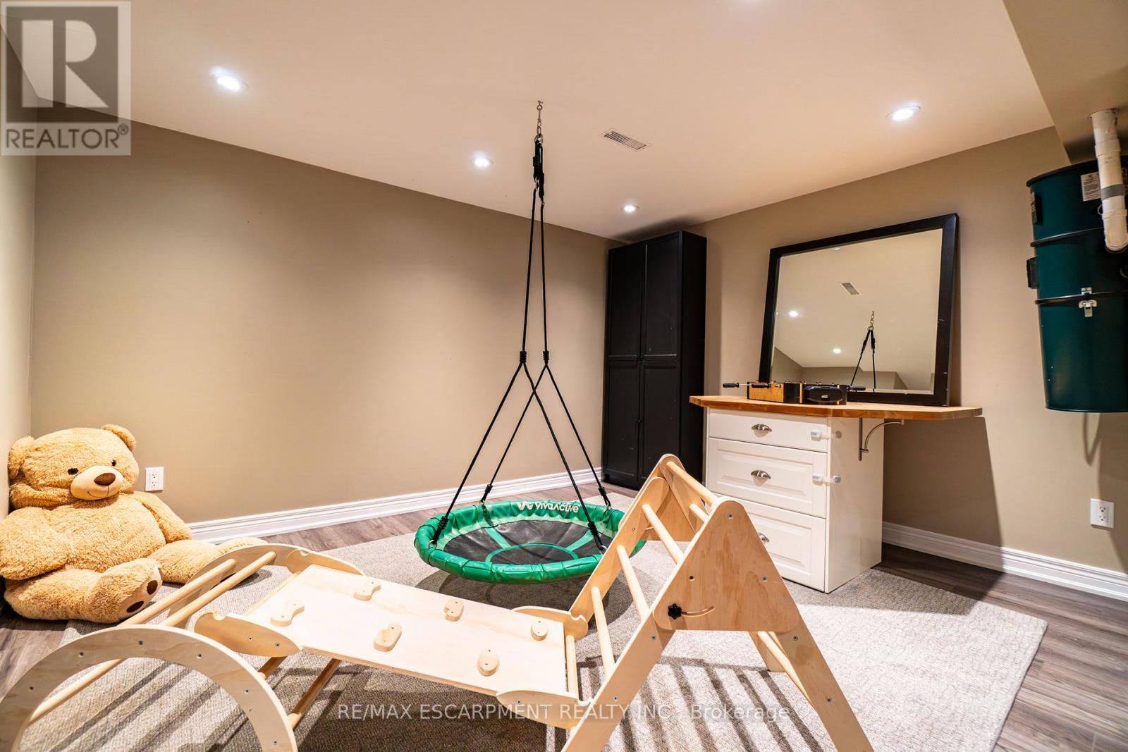 2393 Arnold Crescent, Burlington, Ontario  L7P 4J2 - Photo 40 - W13167522