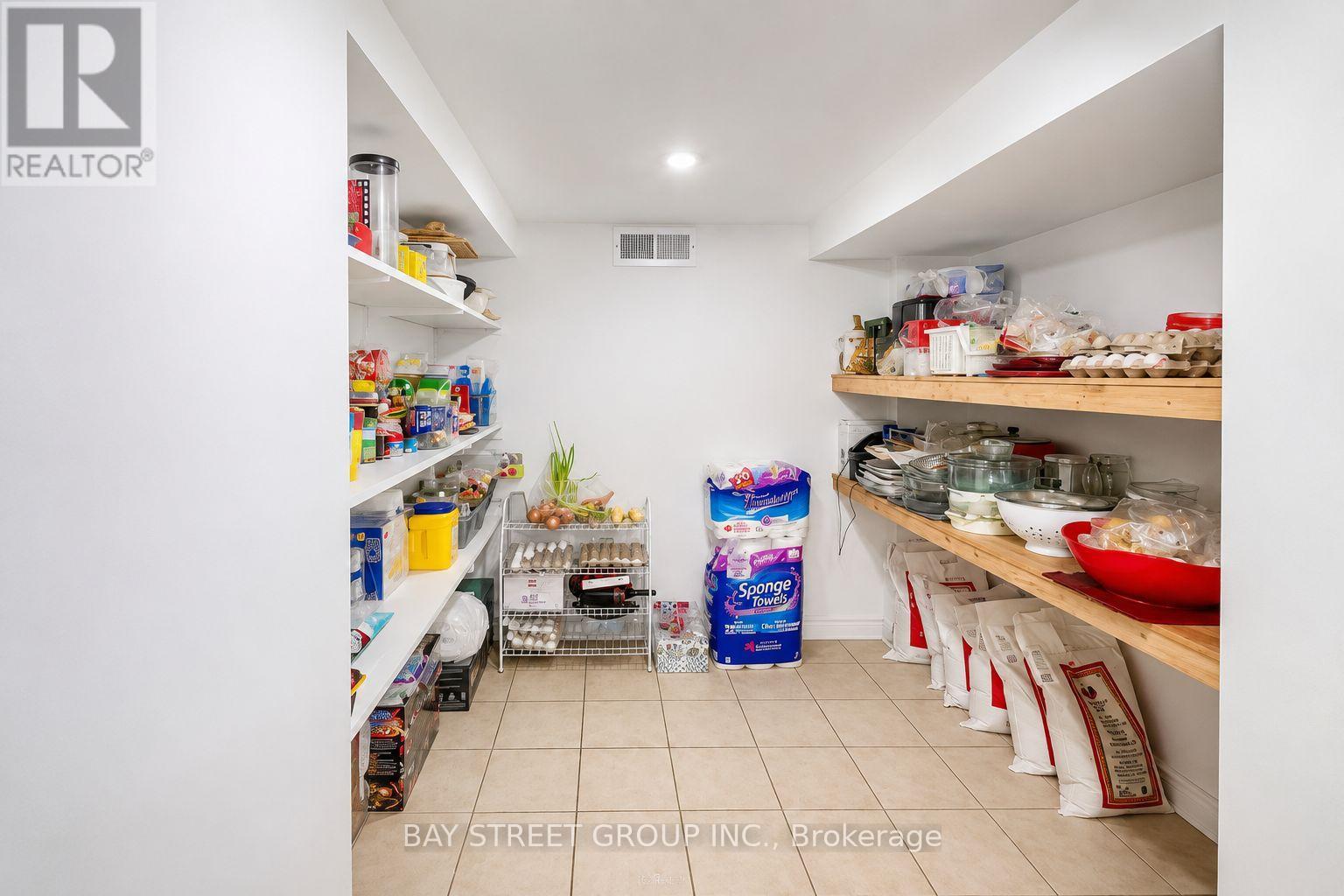 491 Mavrinac Boulevard, Aurora, Ontario  L4G 0J6 - Photo 14 - N13073484