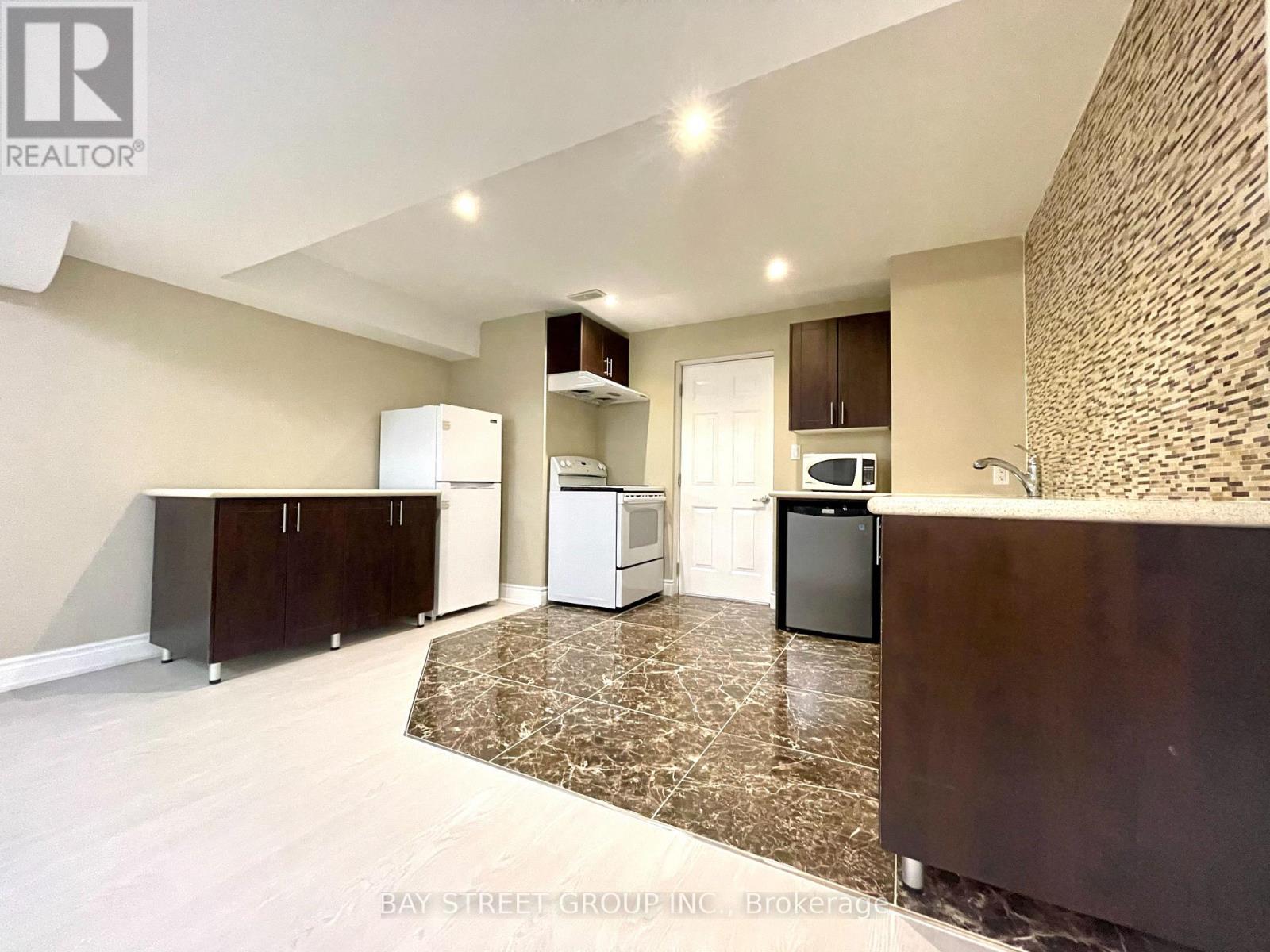 491 Mavrinac Boulevard, Aurora, Ontario  L4G 0J6 - Photo 6 - N13073484