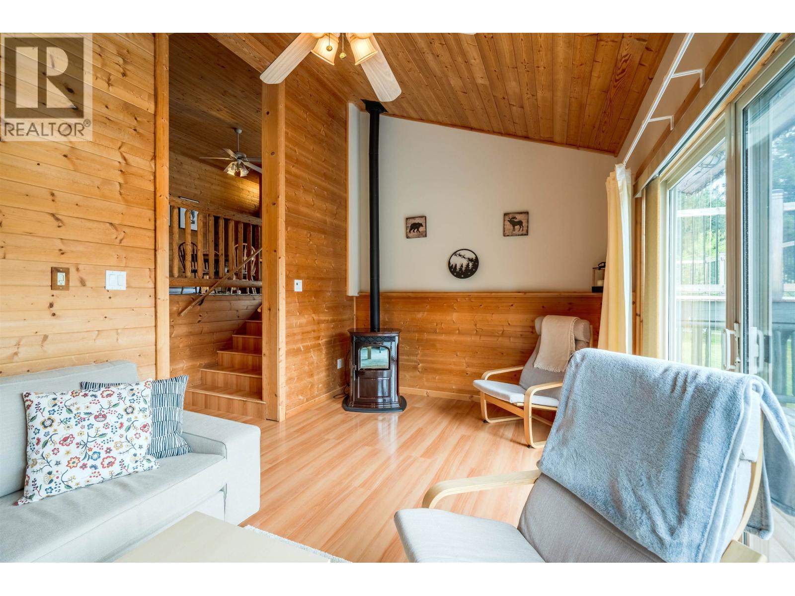 7118 Noveta Road, Bridge Lake, British Columbia  V0K 1X2 - Photo 25 - R3127227