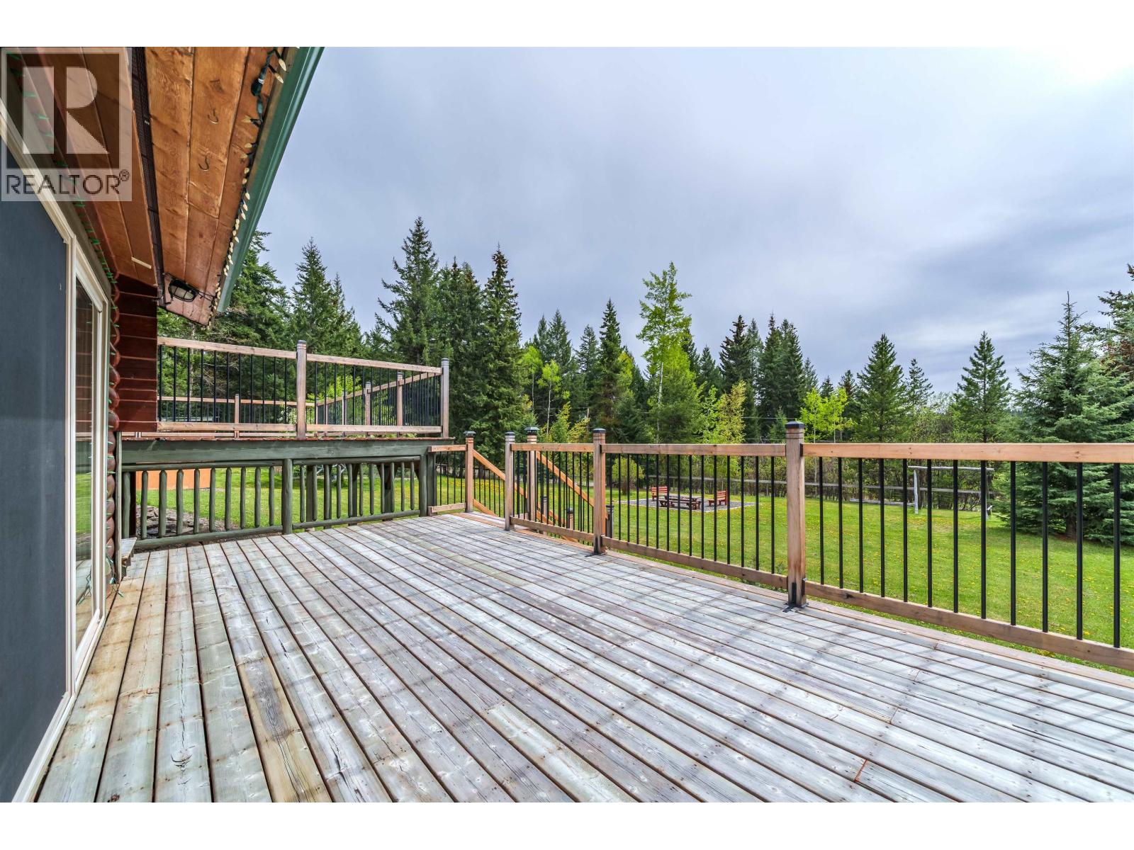7118 Noveta Road, Bridge Lake, British Columbia  V0K 1X2 - Photo 7 - R3127227