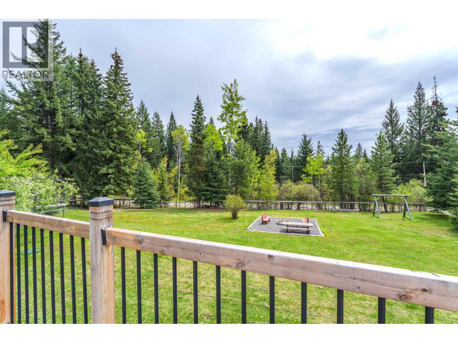 7118 Noveta Road, Bridge Lake, British Columbia  V0K 1X2 - Photo 8 - R3127227