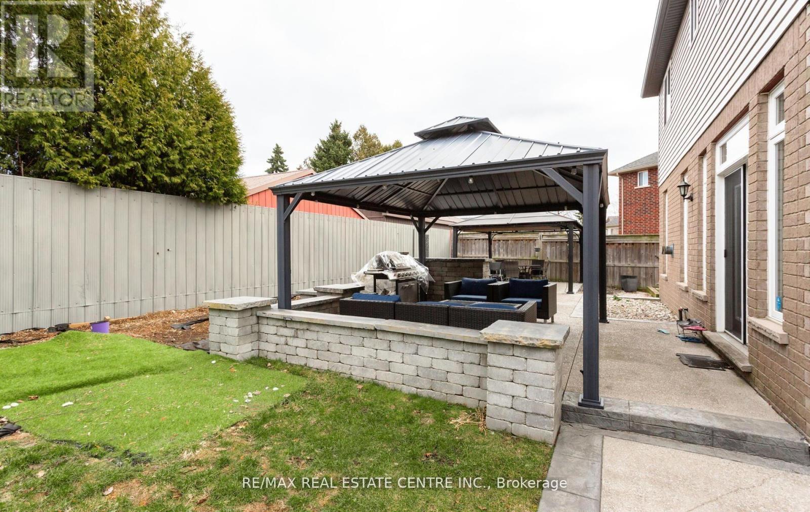 31 Rianna Court, Hamilton, Ontario  L9B 0G3 - Photo 49 - X13167470
