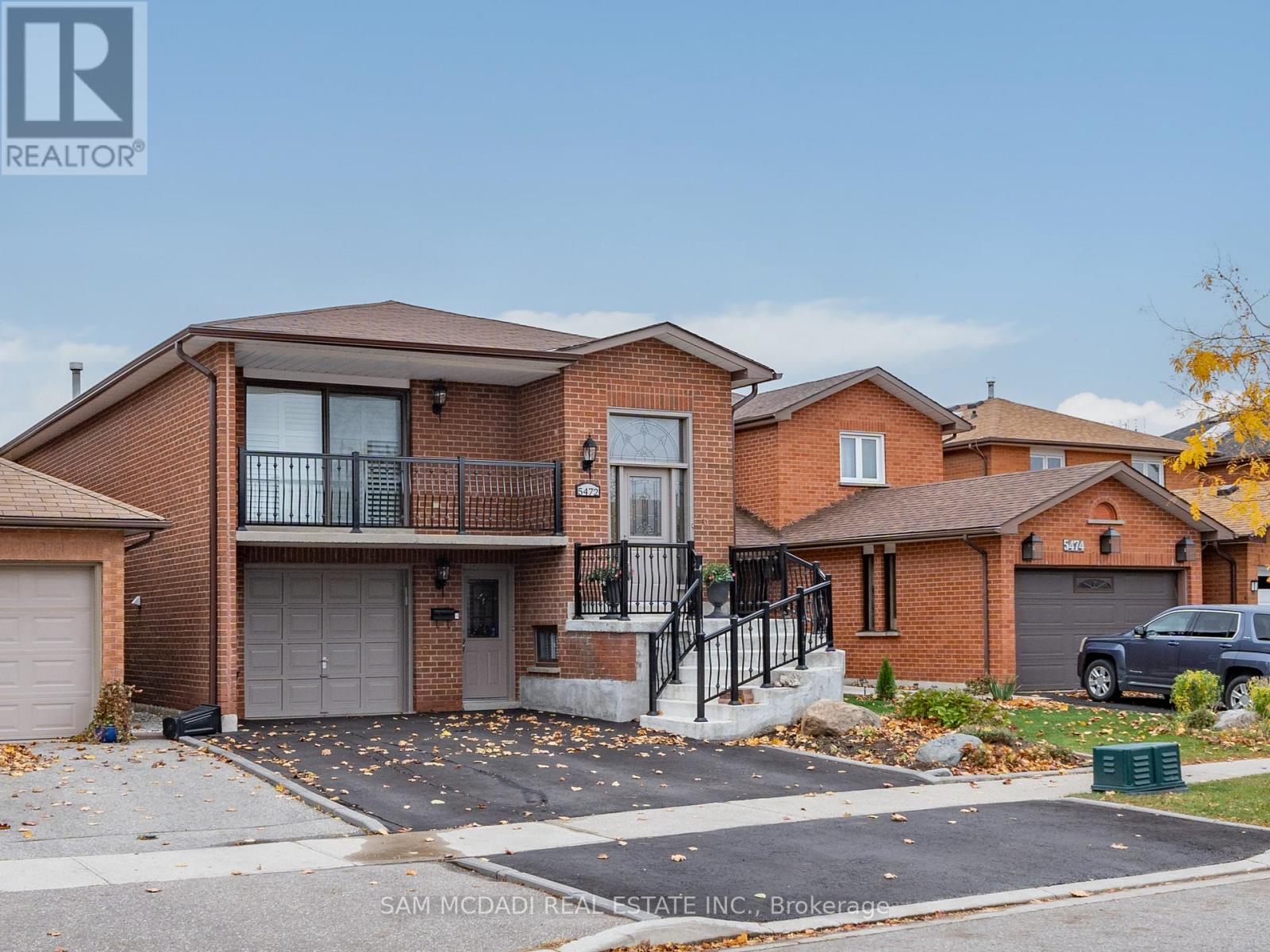 5472 Bourget Drive, Mississauga, Ontario  L5R 3C9 - Photo 2 - W13167538