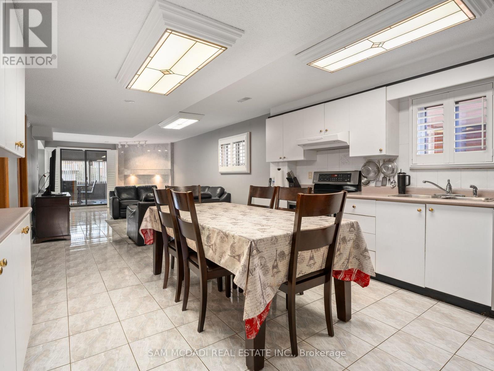 5472 Bourget Drive, Mississauga, Ontario  L5R 3C9 - Photo 24 - W13167538