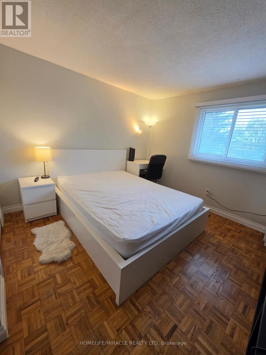 2335 Council Ring Road, Mississauga, Ontario  L5L 1B9 - Photo 35 - W13055654