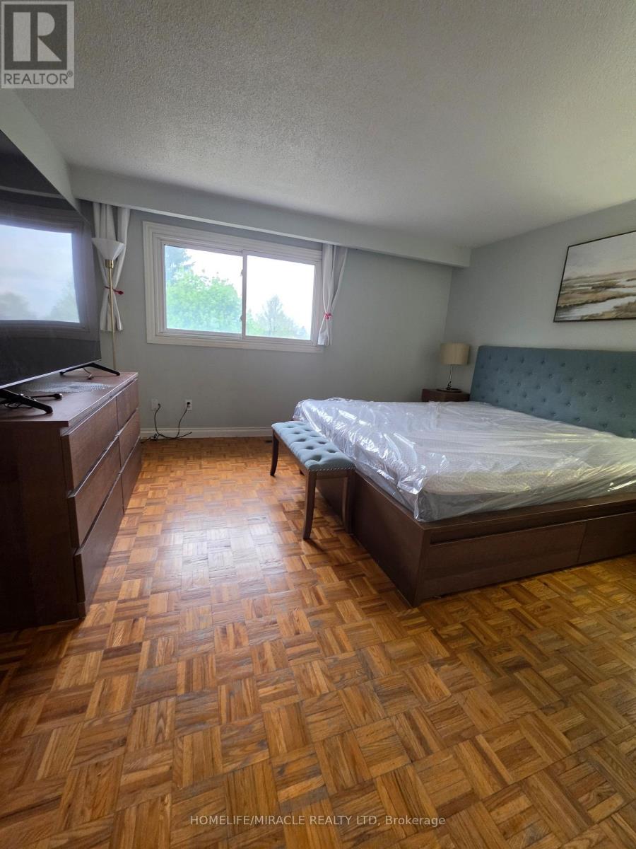 2335 Council Ring Road, Mississauga, Ontario  L5L 1B9 - Photo 32 - W13055654