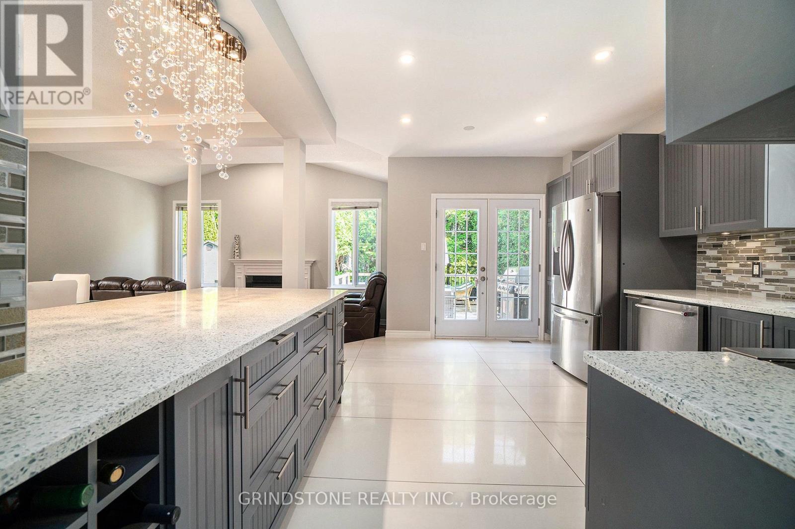 95 Evanshen Crescent, Ottawa, Ontario  K2K 2X7 - Photo 13 - X13167576
