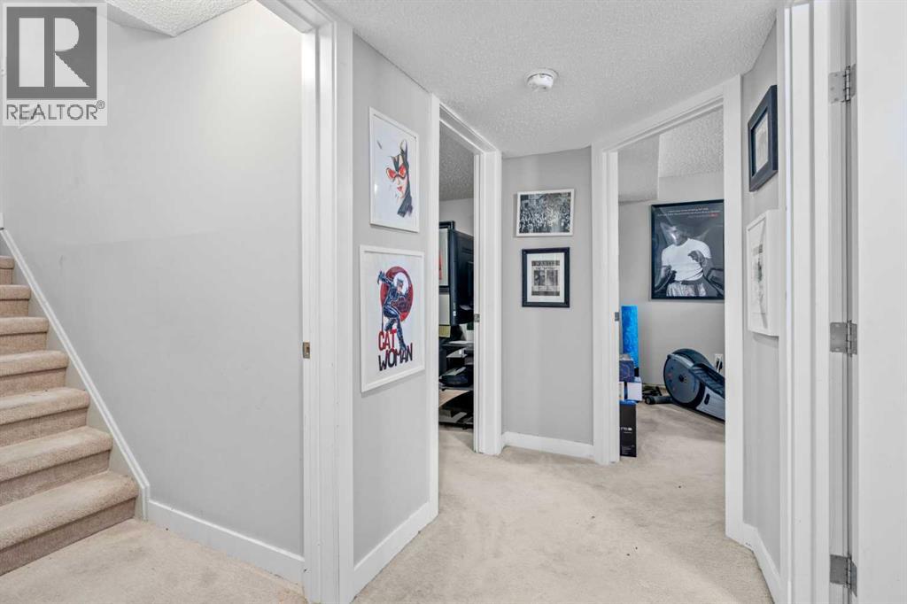 263 Doverview Crescent SE, Calgary, Alberta  T2B 1Y7 - Photo 26 - A2293665