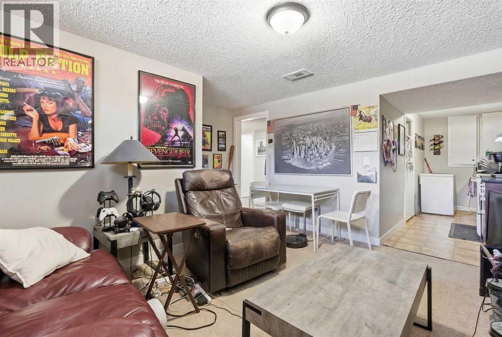 263 Doverview Crescent SE, Calgary, Alberta  T2B 1Y7 - Photo 28 - A2293665